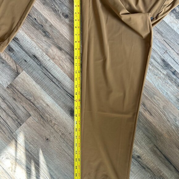 NWT Vuori Fleet Jogger Men's Performance Joggers - Picture 4 of 8